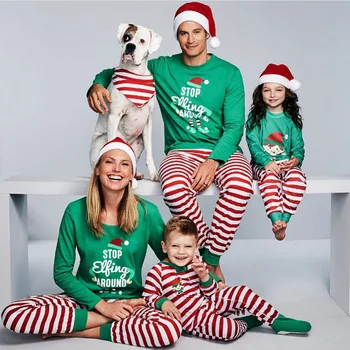 Пижамный комплект в семейна рождественском стил с анимационни принтом, Зелен Случайни облекло в хоризонтална лента за родители и деца