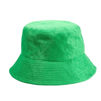 Стилна и защитно дамски шапка-бомбе с широка периферия, за да защита от слънцето по време на пътуване на открито и плажни дейности