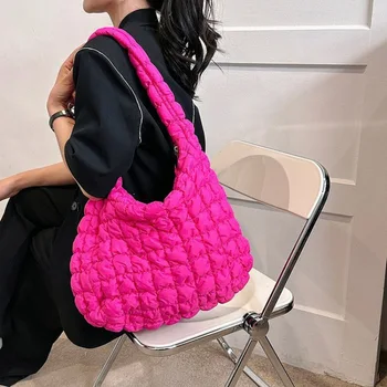 Стеганая чанта през рамо с подплата за жени, плисе чанти за рамо Bubbles Cloud, голяма дизайнерска чанта-тоут, чанти с рюшами